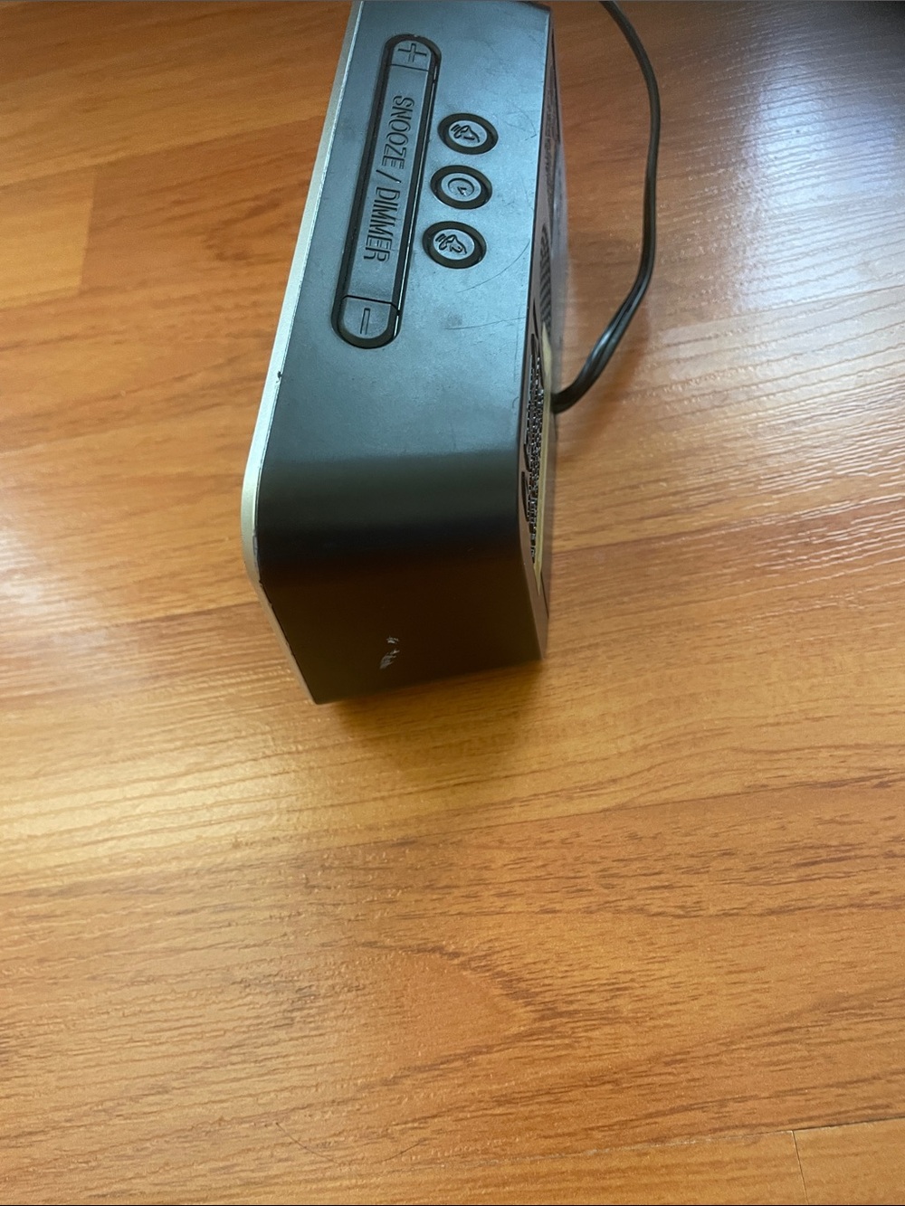 Sharp Digital Alarm Clock - Picture 4 of 5